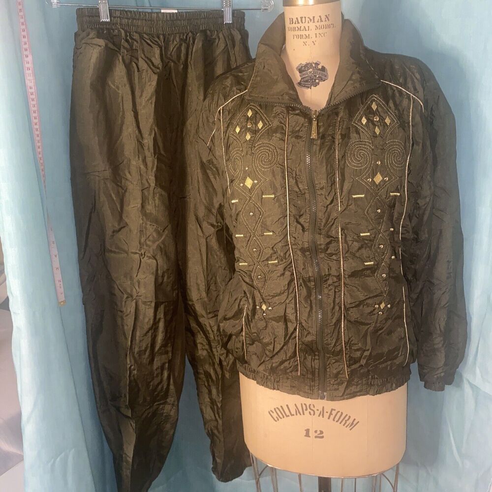 Vintage Adolfo Sport Track Suit- Wind Breaker & Pants Brown Sz Large